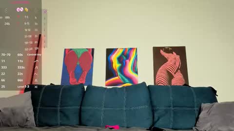 trixibell online show from February 13, 5:36 am