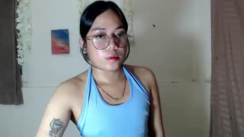trixie_foxslut online show from November 4, 2:38 pm
