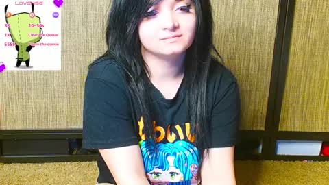 trixiedoescamcam online show from March 8, 4:23 am