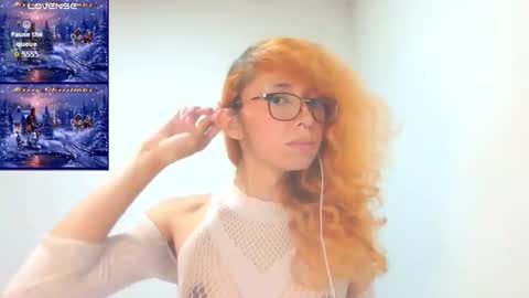 Snapshot of trixy_roses chatting on December 20, 7:43 pm Trixy Rose online show from December 20, 7:43 pm