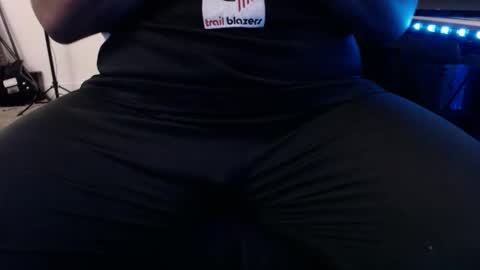 Trmdstrong online show from November 29, 6:05 am