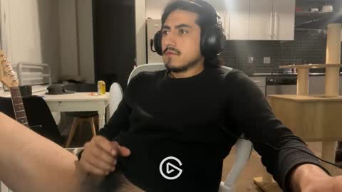 Snapshot of trod5763 chatting on January 14, 7:06 am trod5763 online show from January 14, 7:06 am