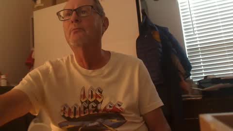 Troffer online show from September 18, 10:12 pm