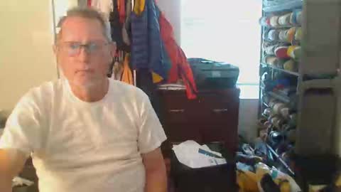 Snapshot of troffer1020 chatting on March 16, 10:25 pm Troffer online show from March 16, 10:25 pm