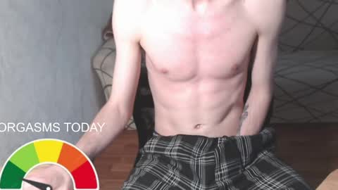 Snapshot of trone41 chatting on May 22, 1:06 pm I POST MY FUCKING VIDEOS AND PICS online show from May 22, 1:06 pm