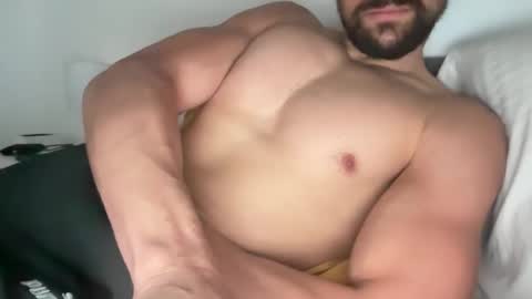 tropicofcancer1988 online show from December 18, 4:13 pm