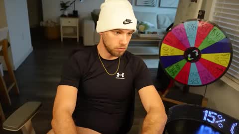 Snapshot of troy_greenxo chatting on March 14, 9:53 pm Troy Green online show from March 14, 9:53 pm