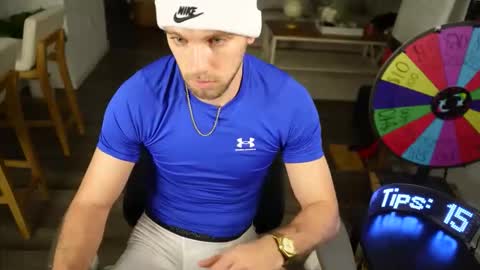 Snapshot of troy_greenxo chatting on March 23, 2:37 am Troy Green online show from March 23, 2:37 am