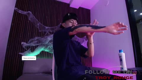 Troy online show from October 31, 4:52 pm