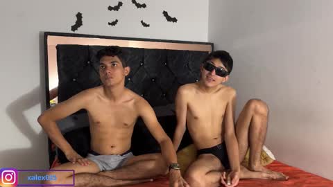 troye_lex online show from November 14, 4:28 pm