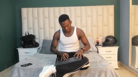 Troy Khalil online show from January 22, 9:10 pm