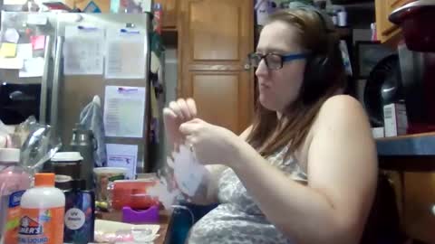 TruckersWifeToBe online show from November 9, 5:28 am