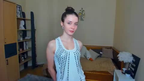 trudikeasley online show from July 3, 7:37 am