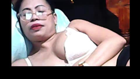 emily online show from November 16, 9:48 am