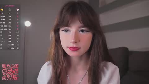 Grace online show from November 2, 8:00 pm