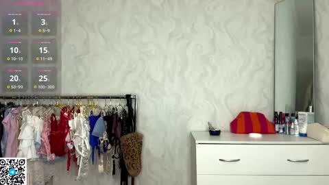 Molly online show from November 7, 3:34 pm