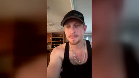 tryagainbish296 online show from April 18, 6:01 pm