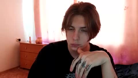 Emilum online show from February 2, 4:37 am