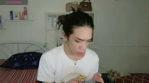 Snapshot of ts_alexa_ chatting on March 2, 6:25 am ts_alexa_ online show from March 2, 6:25 am