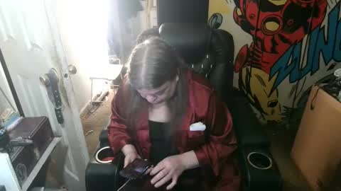 Anne online show from April 2, 5:16 am