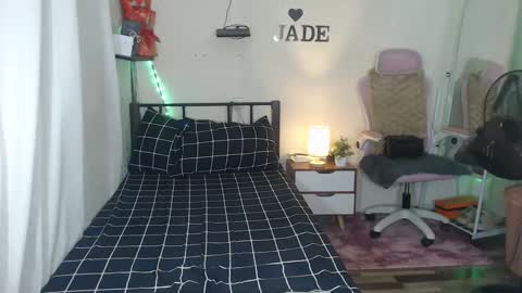 Jade online show from February 3, 11:05 pm