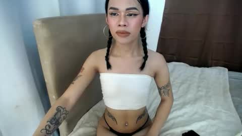 Snapshot of ts_pinalove chatting on June 9, 2:45 am MYKA online show from June 9, 2:45 am