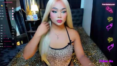 Snapshot of ts_stepsissyx chatting on September 25, 5:11 am Alison online show from September 25, 5:11 am