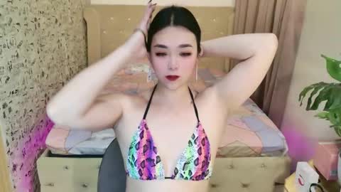 ts_yoshi_ online show from March 19, 10:19 am