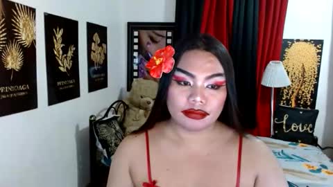 Snapshot of tsbrianabankhugecock chatting on April 18, 7:07 pm brianna online show from April 18, 7:07 pm