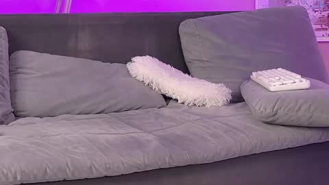 Gisele online show from April 11, 7:45 am