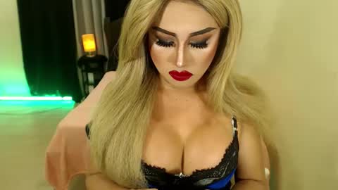 SEDUCTIVEmistresCUMS online show from February 21, 8:05 pm