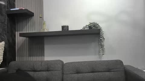 Lexi Longg online show from April 10, 1:38 pm