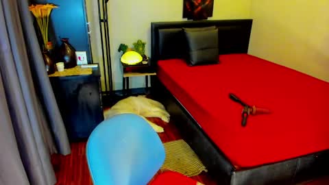 Kylee-  will make your  day  online show from May 10, 1:00 am