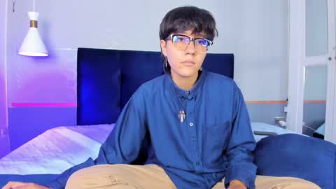 Maru online show from October 3, 7:55 pm