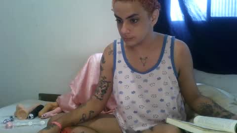 Nique online show from September 30, 9:36 am