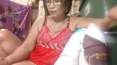 Mae online show from March 29, 8:42 pm