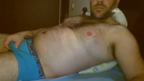 Snapshot of tuga_man_ chatting on February 26, 12:09 am tuga man online show from February 26, 12:09 am