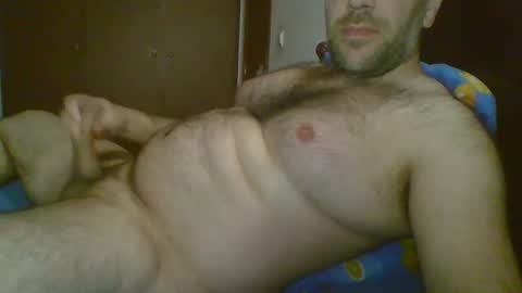 Snapshot of tuga_man_ chatting on March 16, 11:31 pm tuga man online show from March 16, 11:31 pm