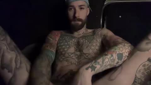 Snapshot of tuhands chatting on February 1, 7:29 am Tuhands online show from February 1, 7:29 am