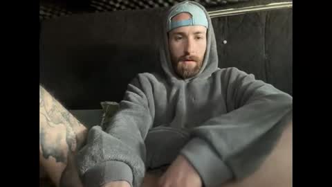 Snapshot of tuhands chatting on February 14, 9:50 am Tuhands online show from February 14, 9:50 am