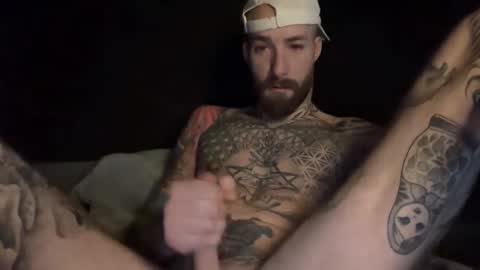 Snapshot of tuhands chatting on February 20, 7:43 am Tuhands online show from February 20, 7:43 am