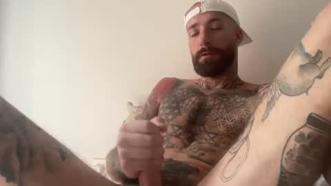 Snapshot of tuhands chatting on June 26, 9:14 am Tuhands online show from June 26, 9:14 am
