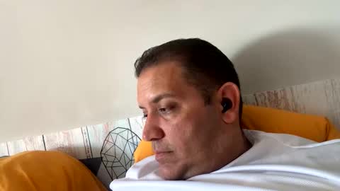 tuhombre1612 online show from September 26, 9:13 am