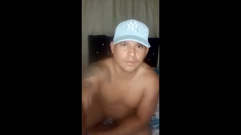 Snapshot of tuliocastillo16 chatting on March 16, 9:46 am tuliocastillo16 online show from March 16, 9:46 am