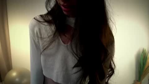 Snapshot of tumblrgrrl chatting on April 17, 12:35 am Nelly online show from April 17, 12:35 am