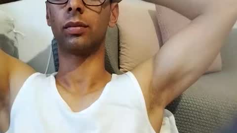 TunisienSexyGuy online show from April 21, 5:28 pm
