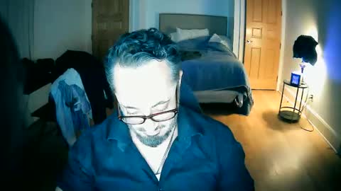 tuscan_taurus online show from October 23, 7:07 am