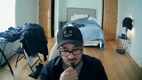 tuscan_taurus online show from October 23, 7:23 pm