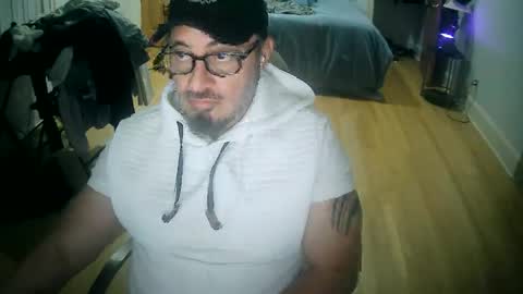 tuscan_taurus online show from November 3, 10:21 pm