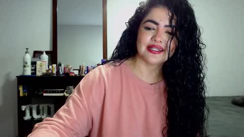 tuti online show from January 12, 2:39 am